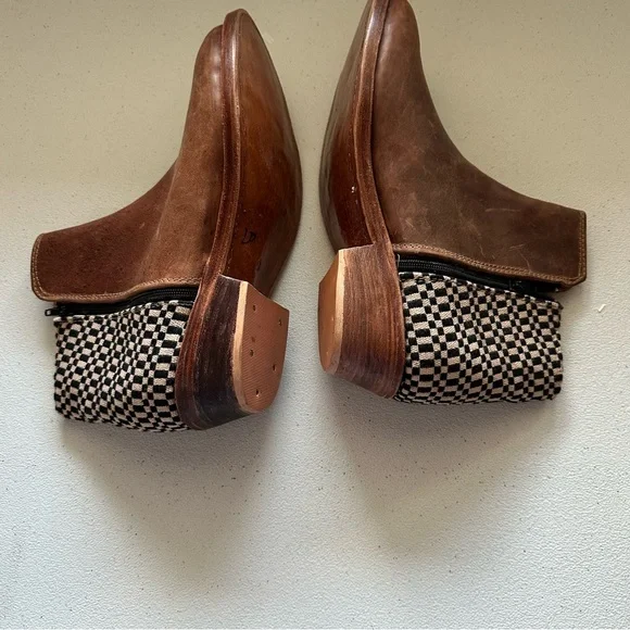 The Root Collective Espe leather and woven textile ankle boots. - Picture 5 of 13